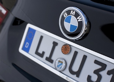 BMW Kennzeichenhalterung in Edelstahl Chrom + Lasergravur