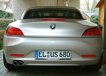BMW Z4 Nummernschildverstärker in Edelstahl gebürstet und Inlay