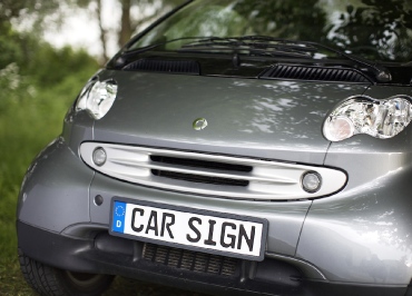 smart Kennzeichenhalterung in Edelstahl schwarz matt von CarSign